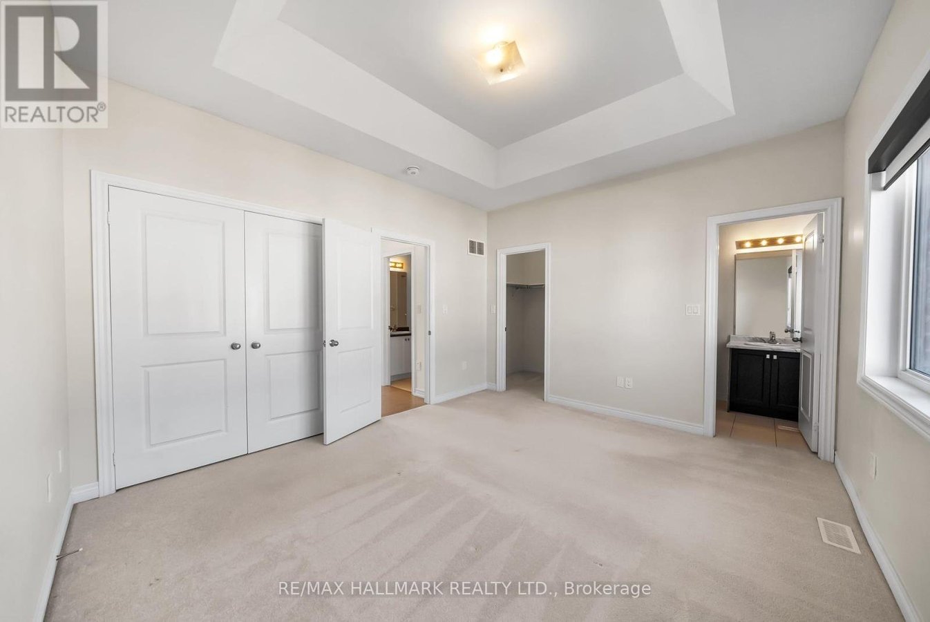 581 BARONS STREET - Photo 18