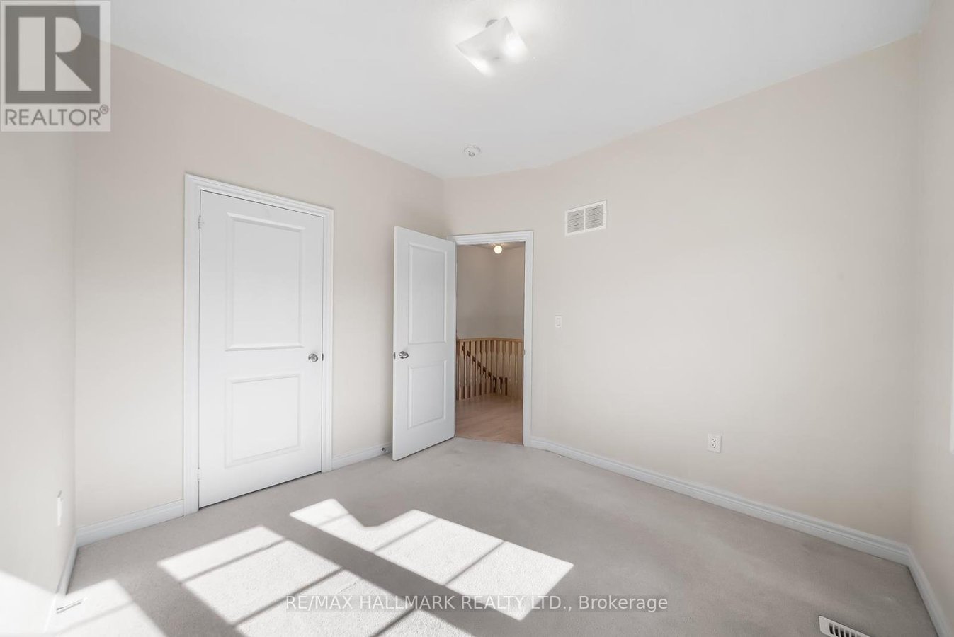 581 BARONS STREET - Photo 23