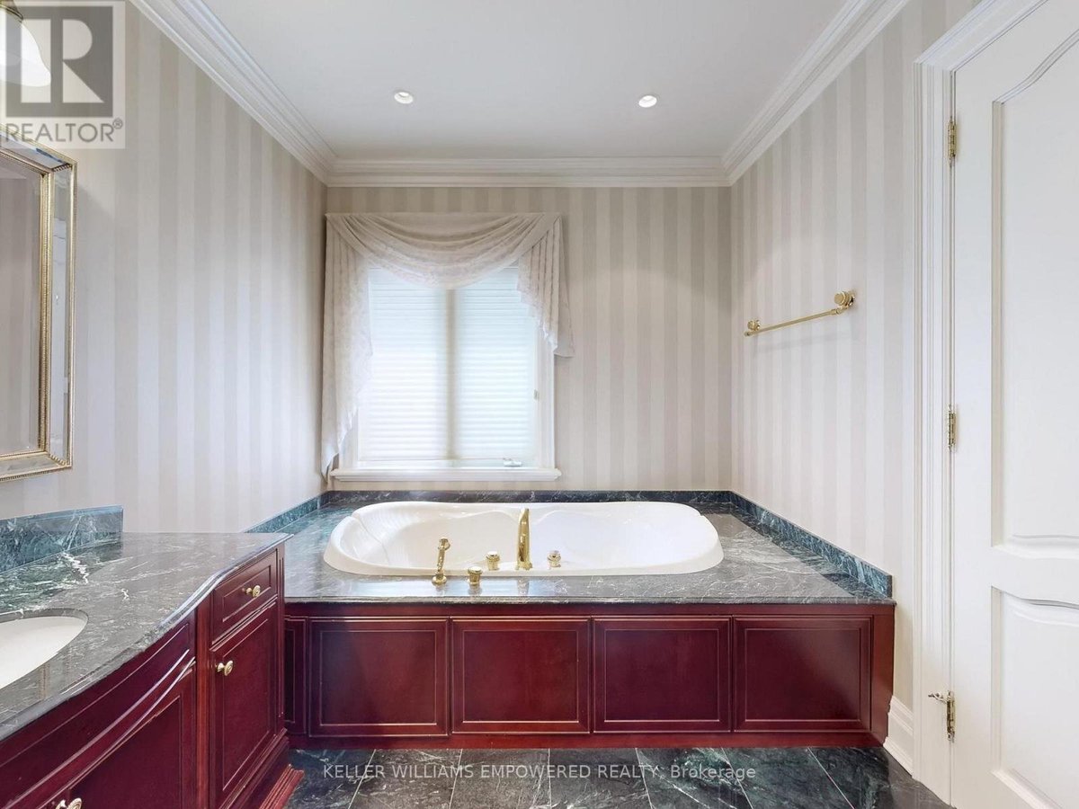 90 HUMBERVIEW DRIVE - Photo 35