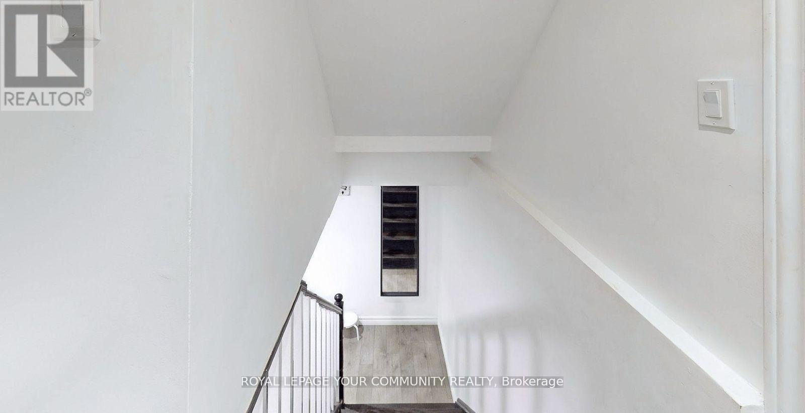 BSMT - 19 MOUNTBATTEN ROAD - Photo 4