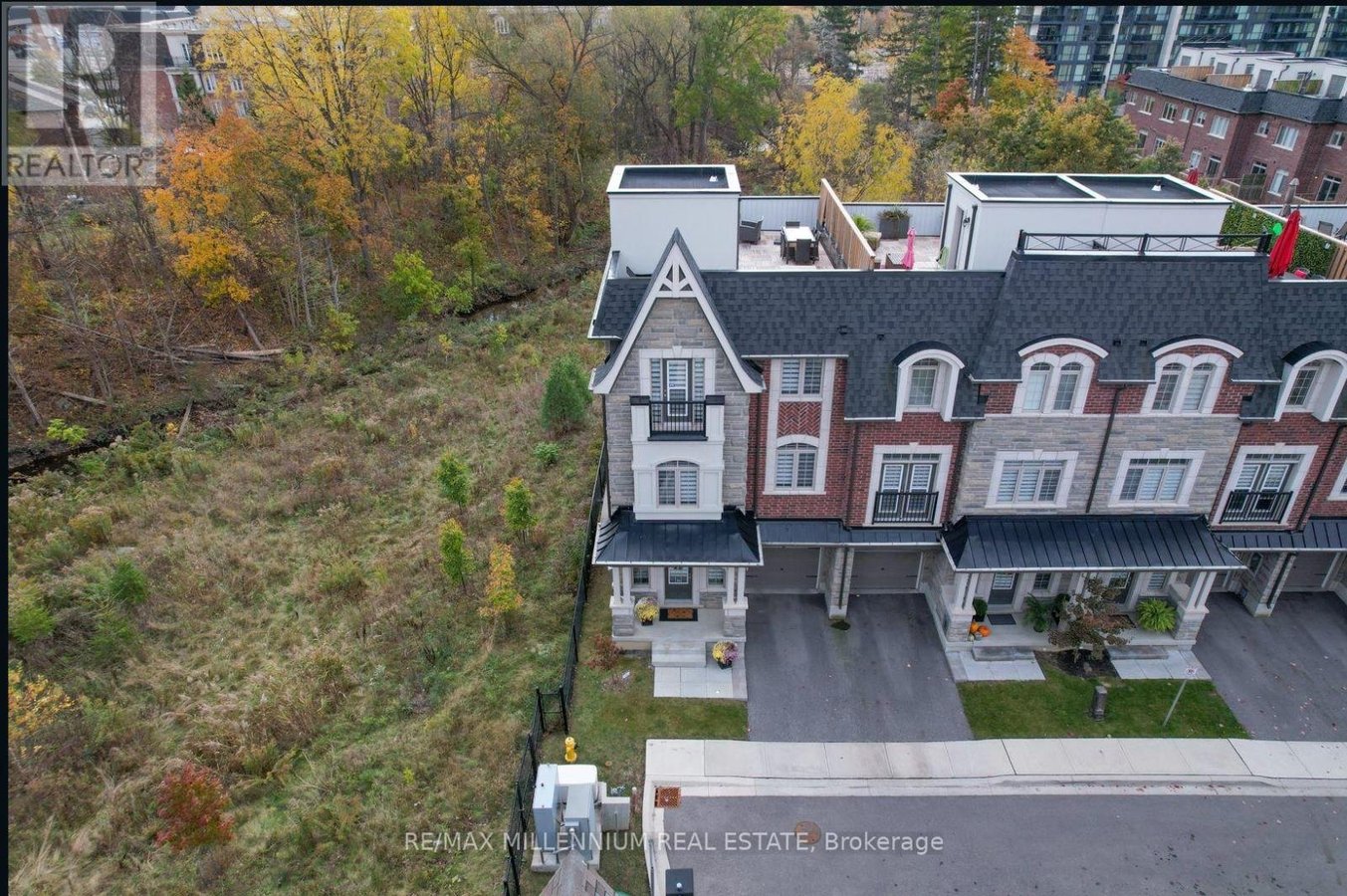 1 INGLESIDE STREET - Photo 2