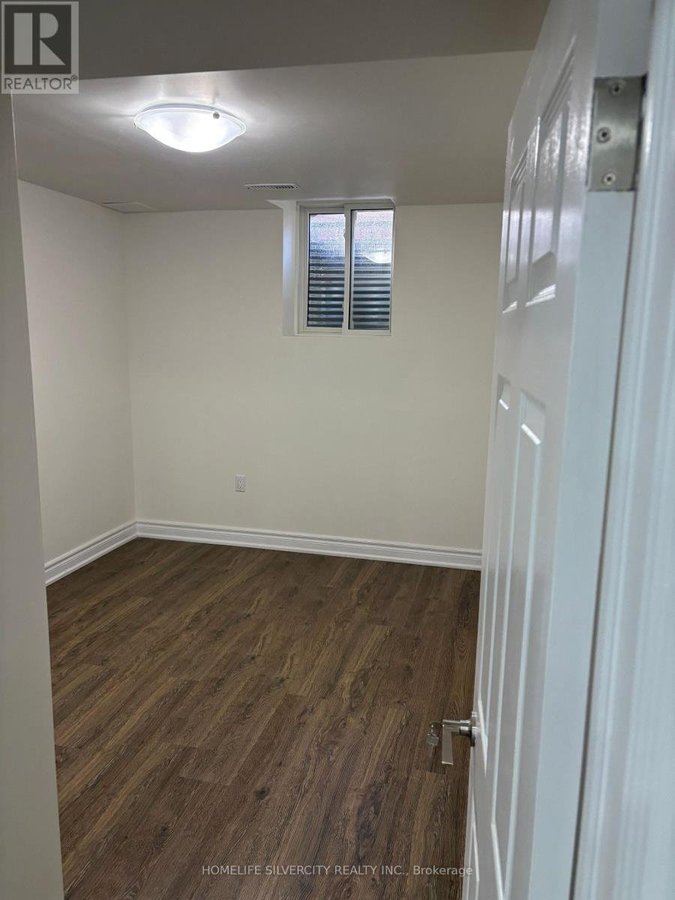 BSMT - 2 MANORDALE CRESCENT - Photo 8