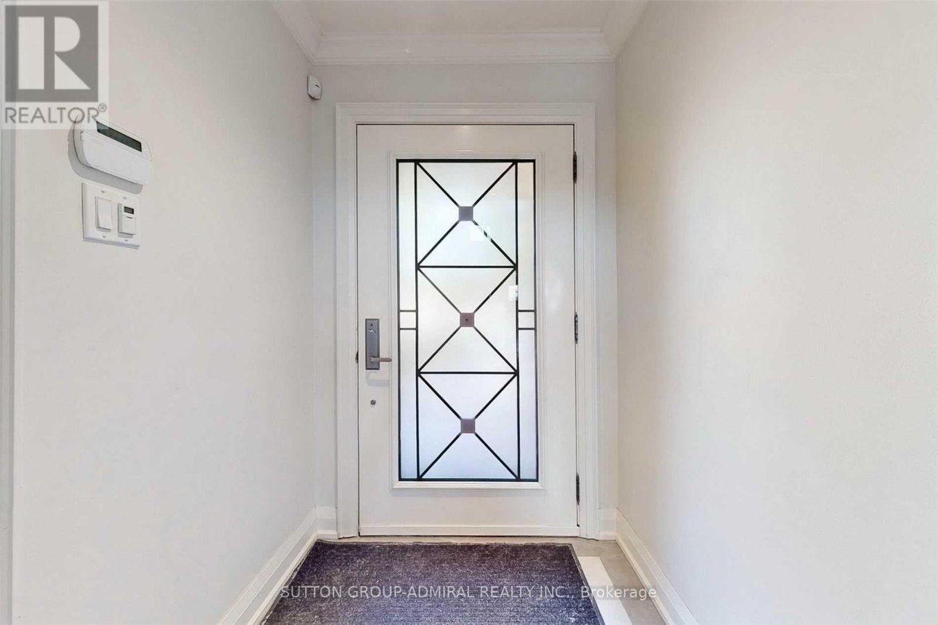 15 DUNDURN CRESCENT - Photo 3