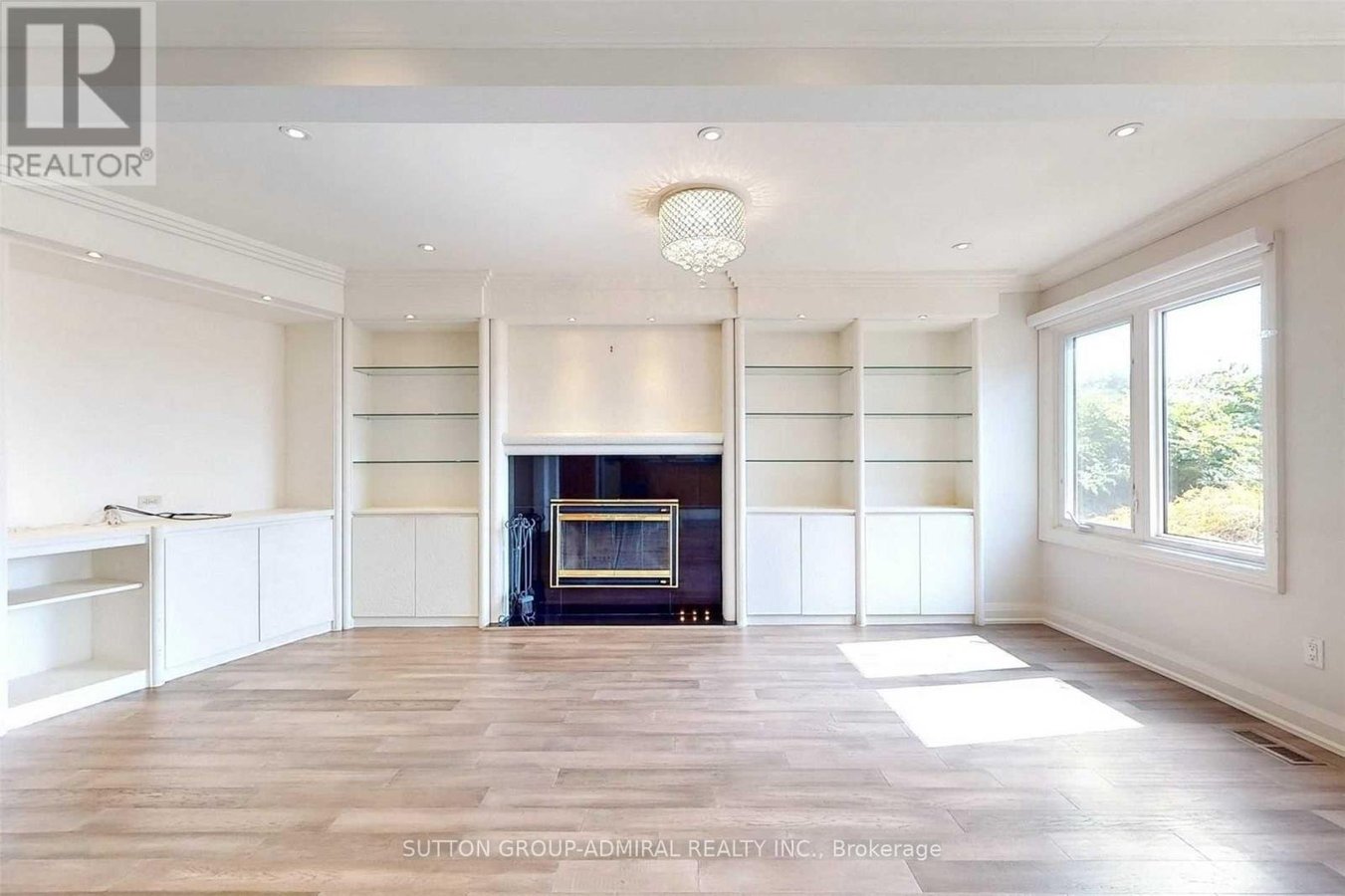 15 DUNDURN CRESCENT - Photo 6