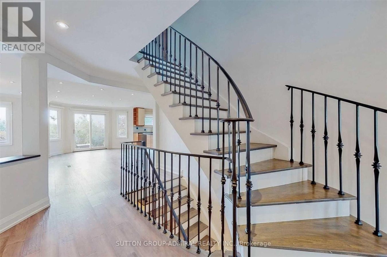 15 DUNDURN CRESCENT - Photo 15