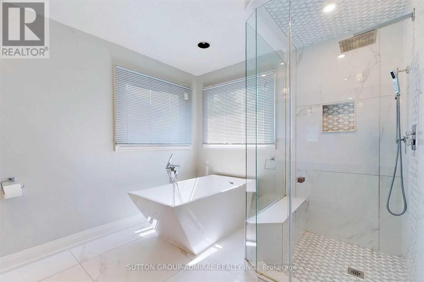 15 DUNDURN CRESCENT - Photo 21