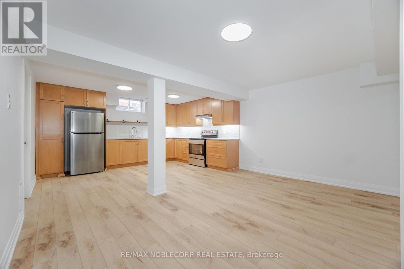 LOWER - 131 DUNSTAN CRESCENT - Photo 10