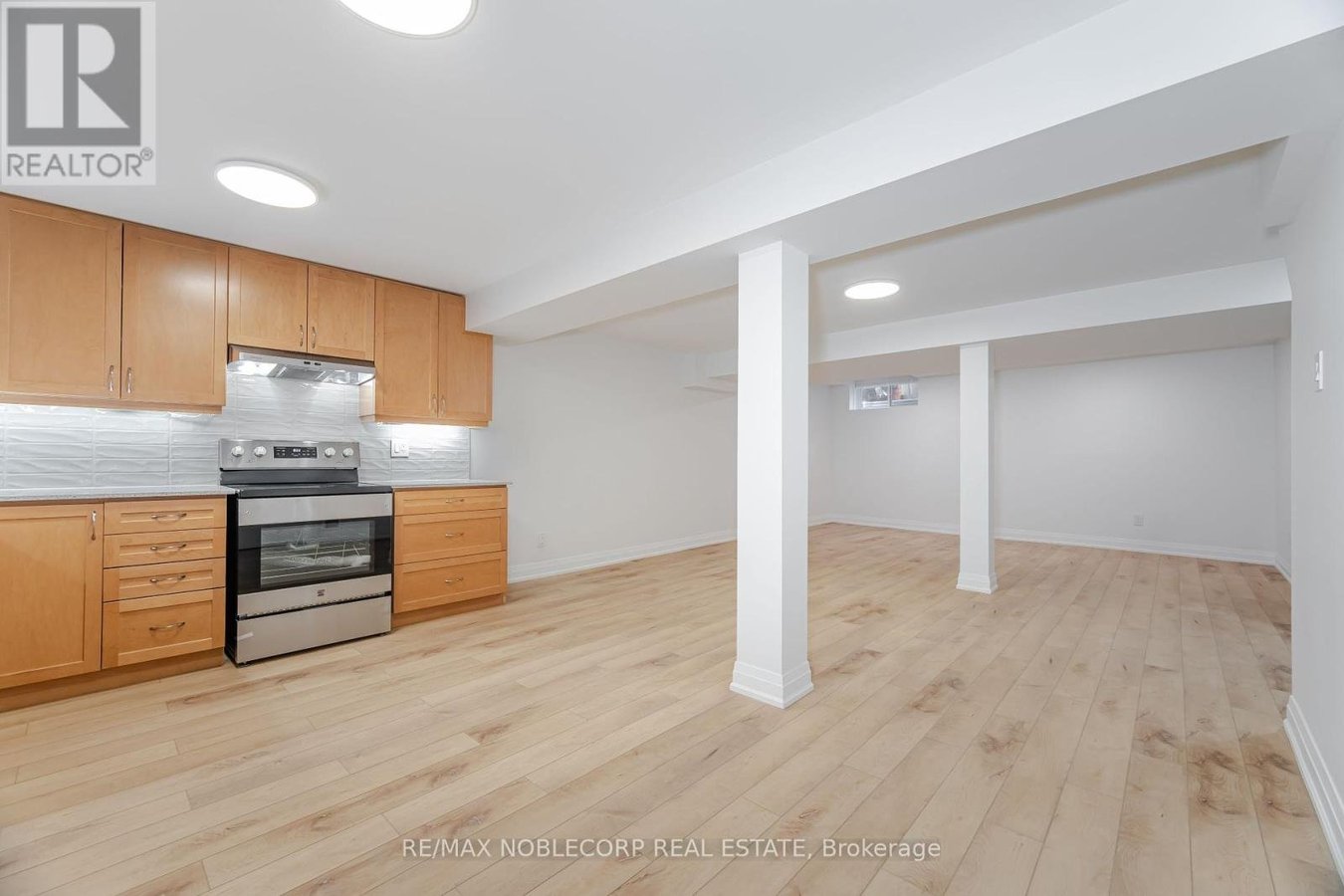LOWER - 131 DUNSTAN CRESCENT - Photo 16