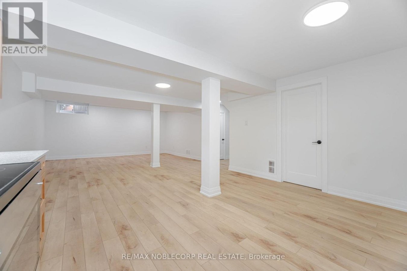 LOWER - 131 DUNSTAN CRESCENT - Photo 17