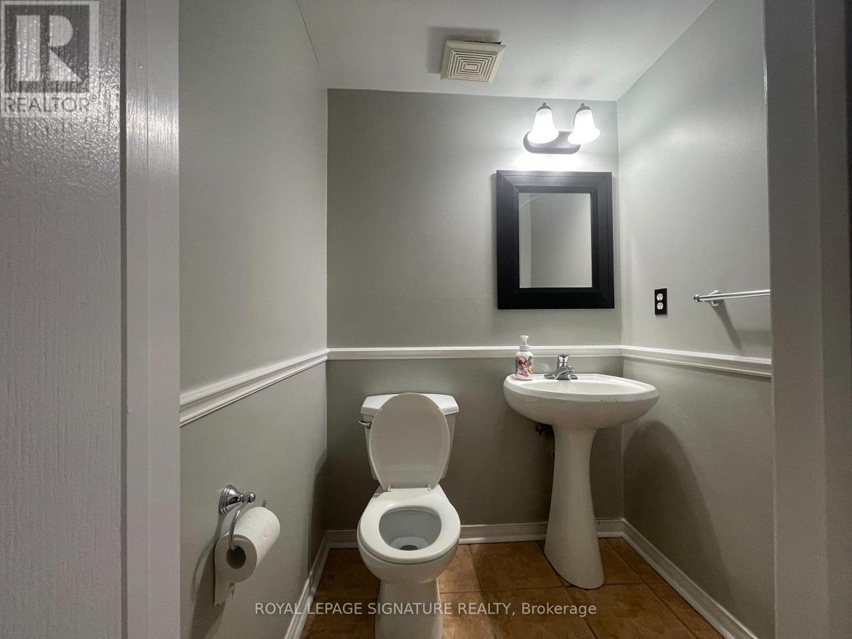 UPPER - 56 NATIONAL PINE DRIVE - Photo 5