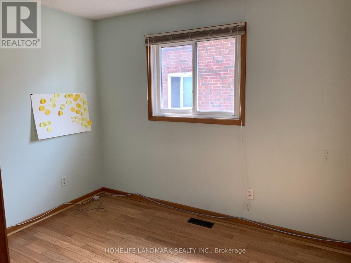 UPPER - 96 BAY HILL DRIVE E - Photo 12
