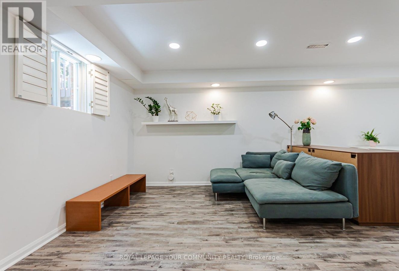 76 BROWNSTONE CIRCLE - Photo 8