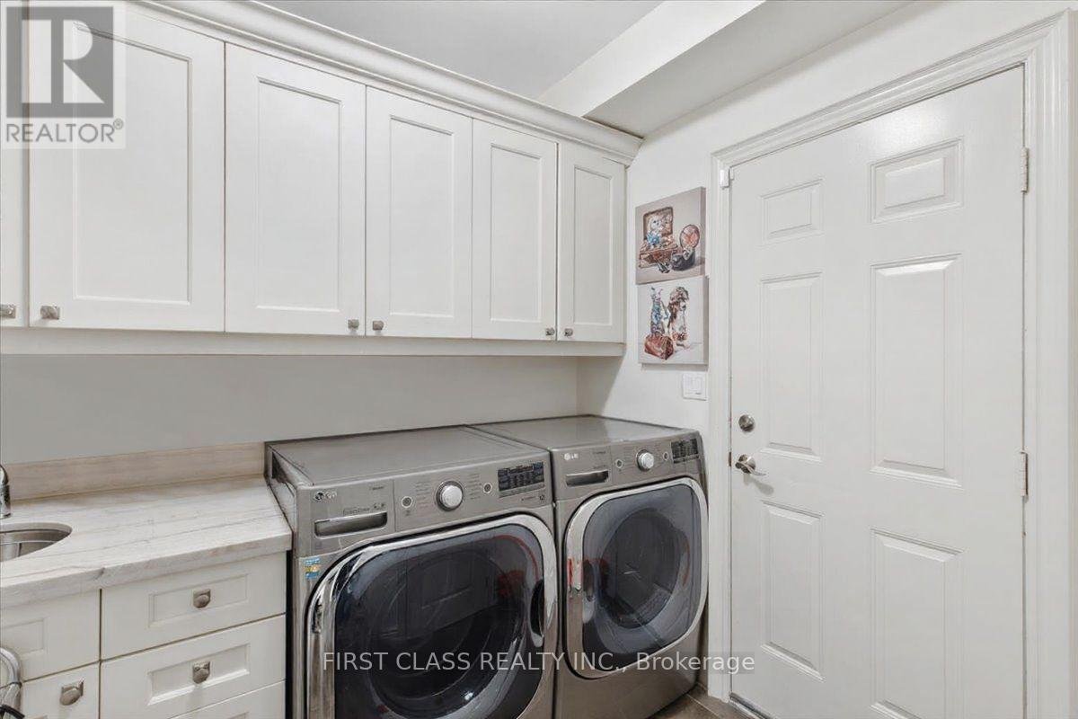 19 FERDINAND AVENUE - Photo 13