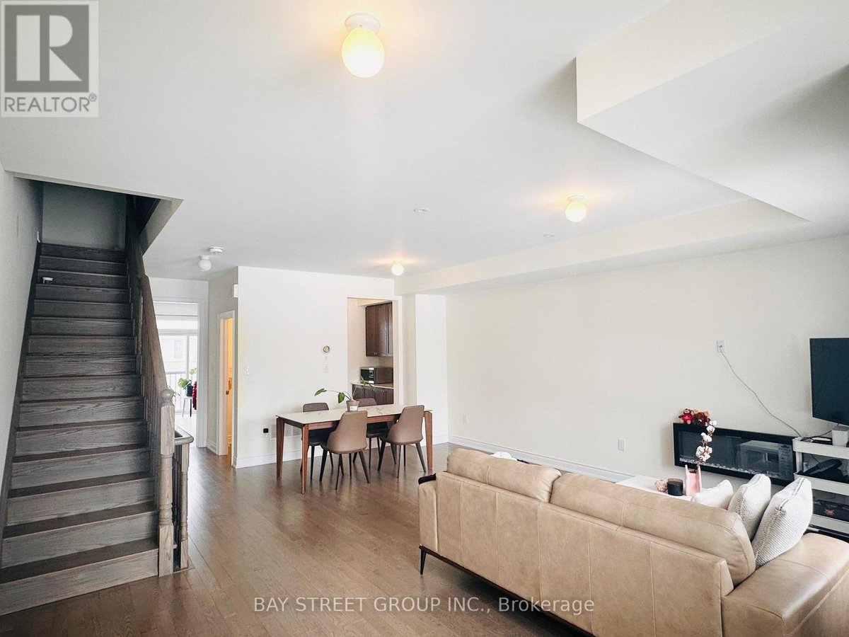 255 TENNANT CIRCLE - Photo 8