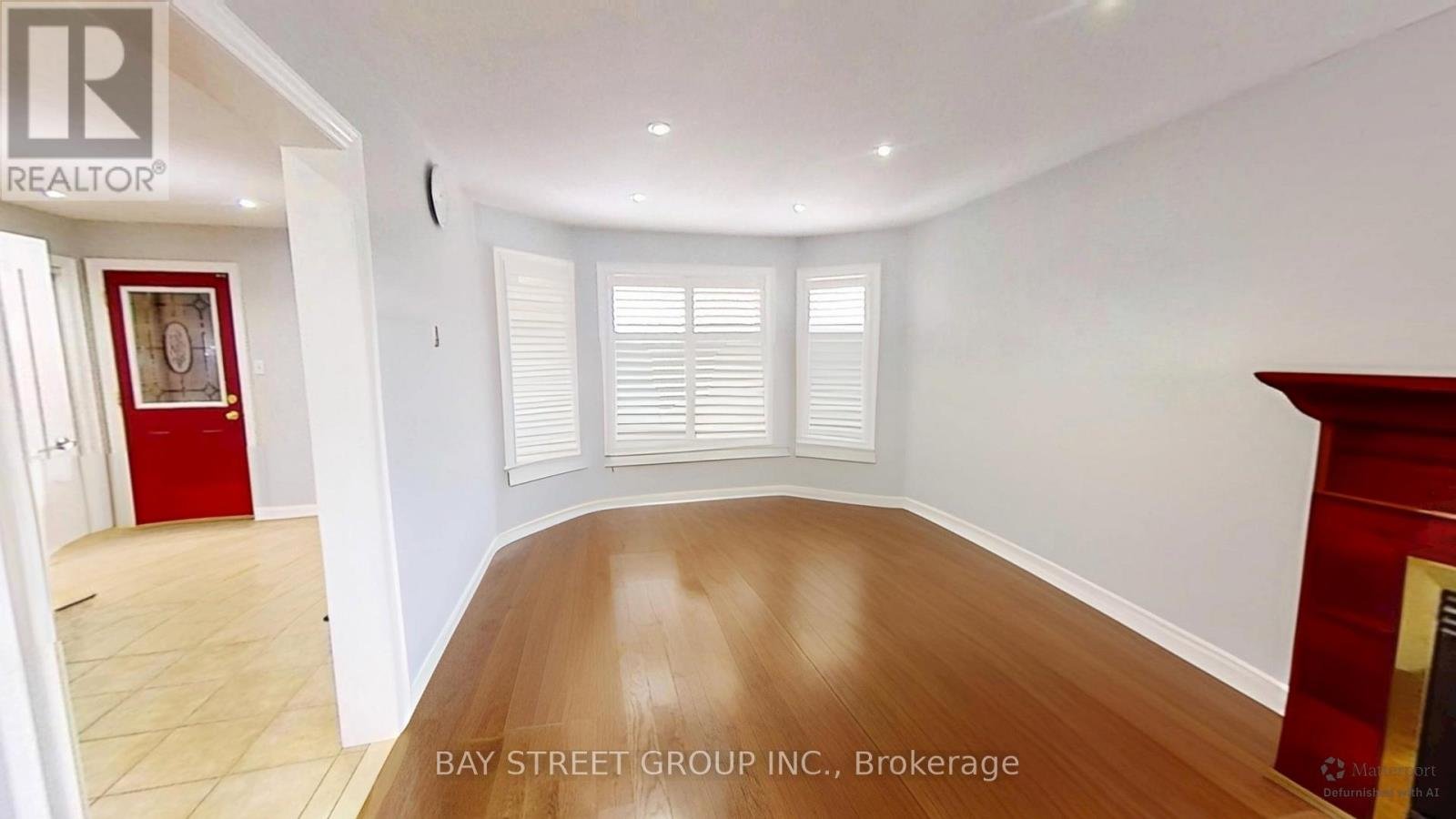 98 ROYALPARK WAY - Photo 2