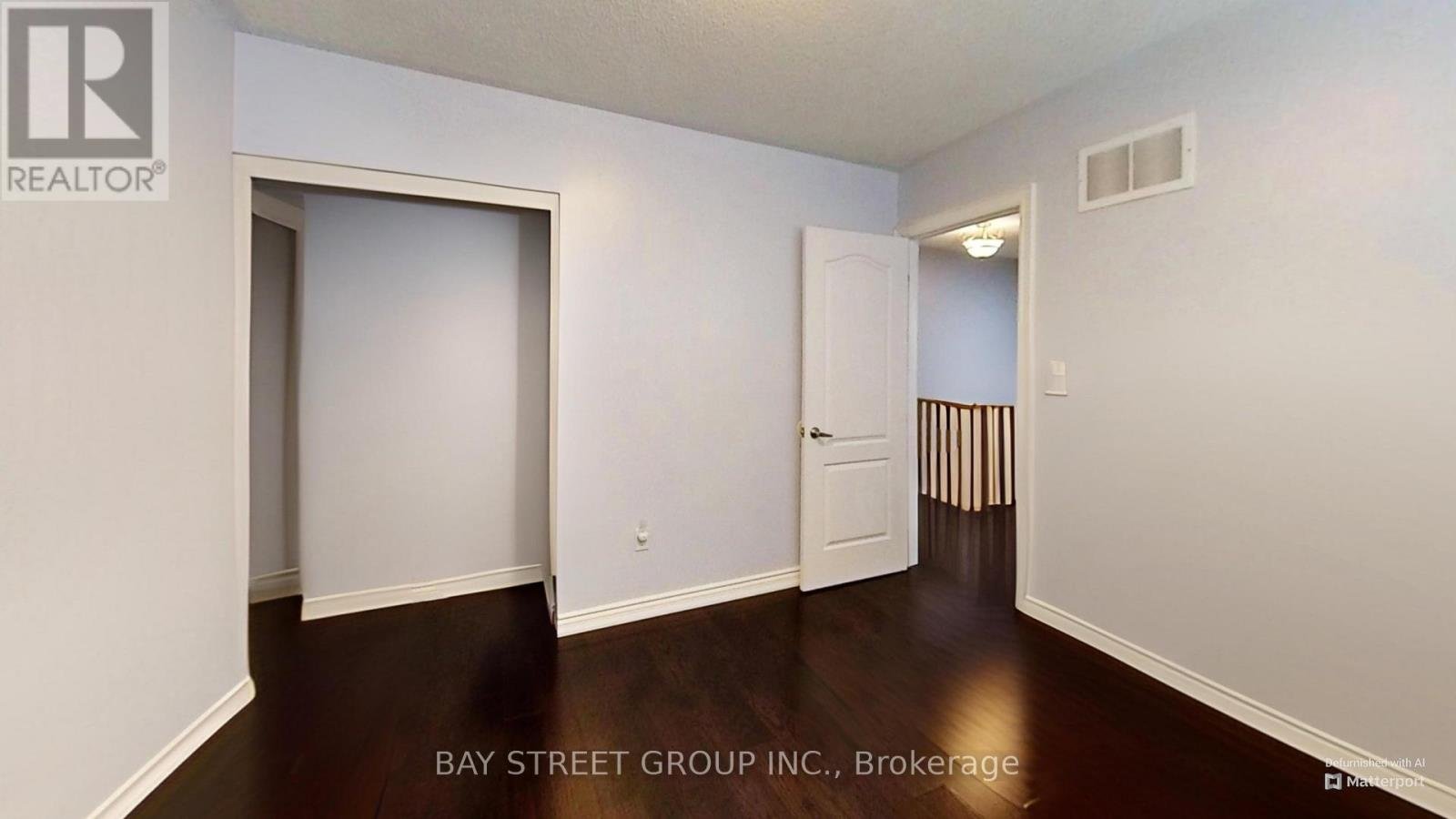98 ROYALPARK WAY - Photo 9