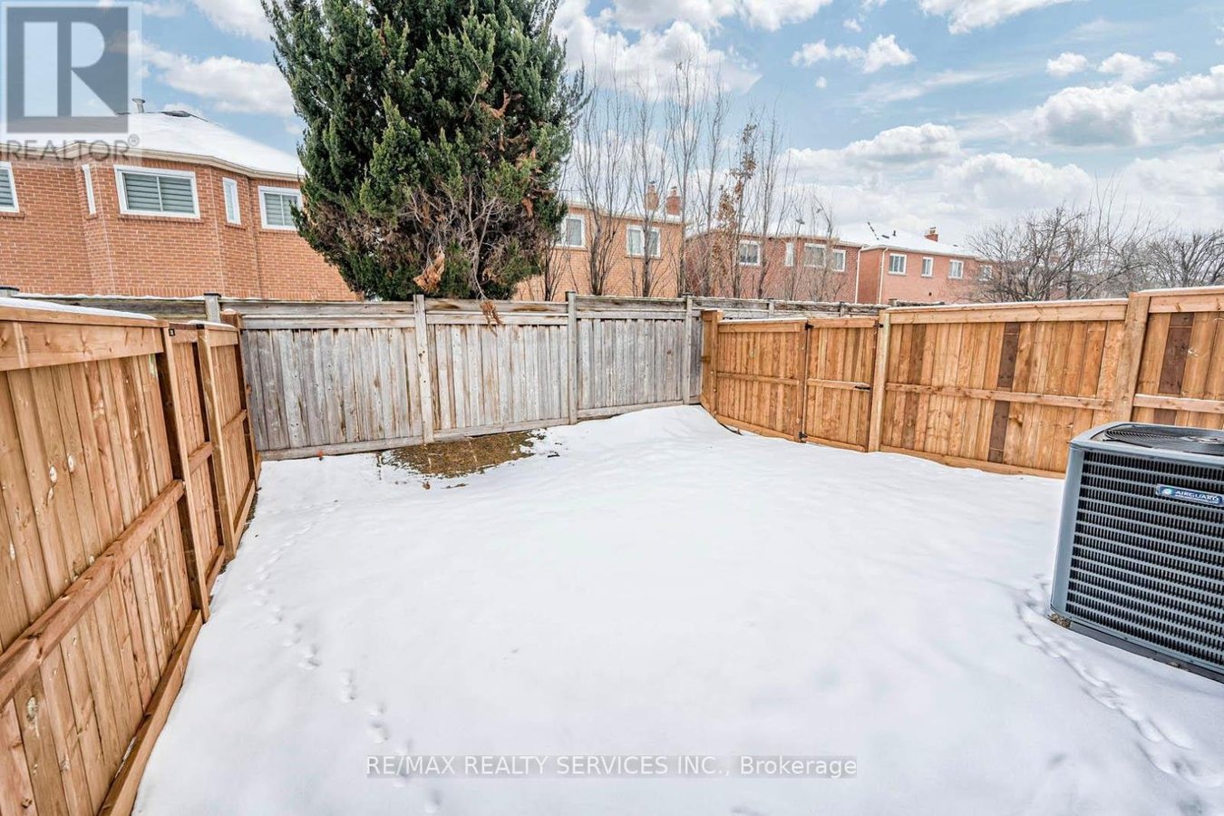 35 ALTON CRESCENT - Photo 37