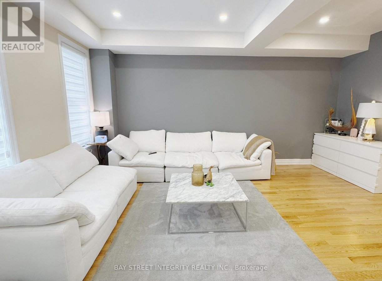 7 - 2267 MAJOR MACKENZIE DRIVE W - Photo 3