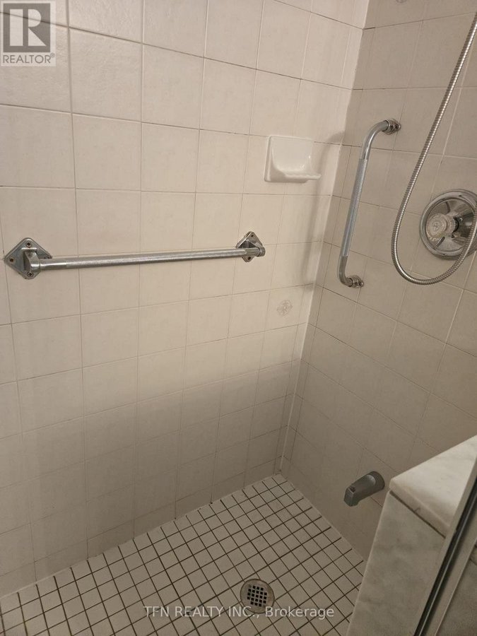 309 - 1 EMERALD LANE - Photo 14