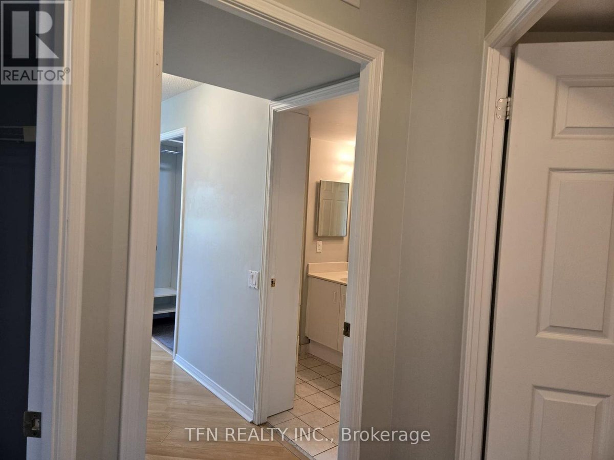 309 - 1 EMERALD LANE - Photo 17