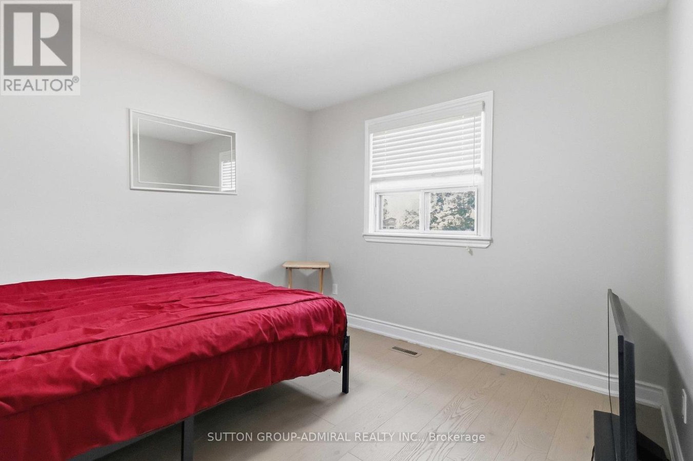 MAIN & UPPER FLR - 87 MARITA PLACE - Photo 21