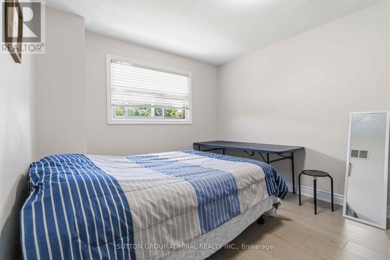 MAIN & UPPER FLR - 87 MARITA PLACE - Photo 25