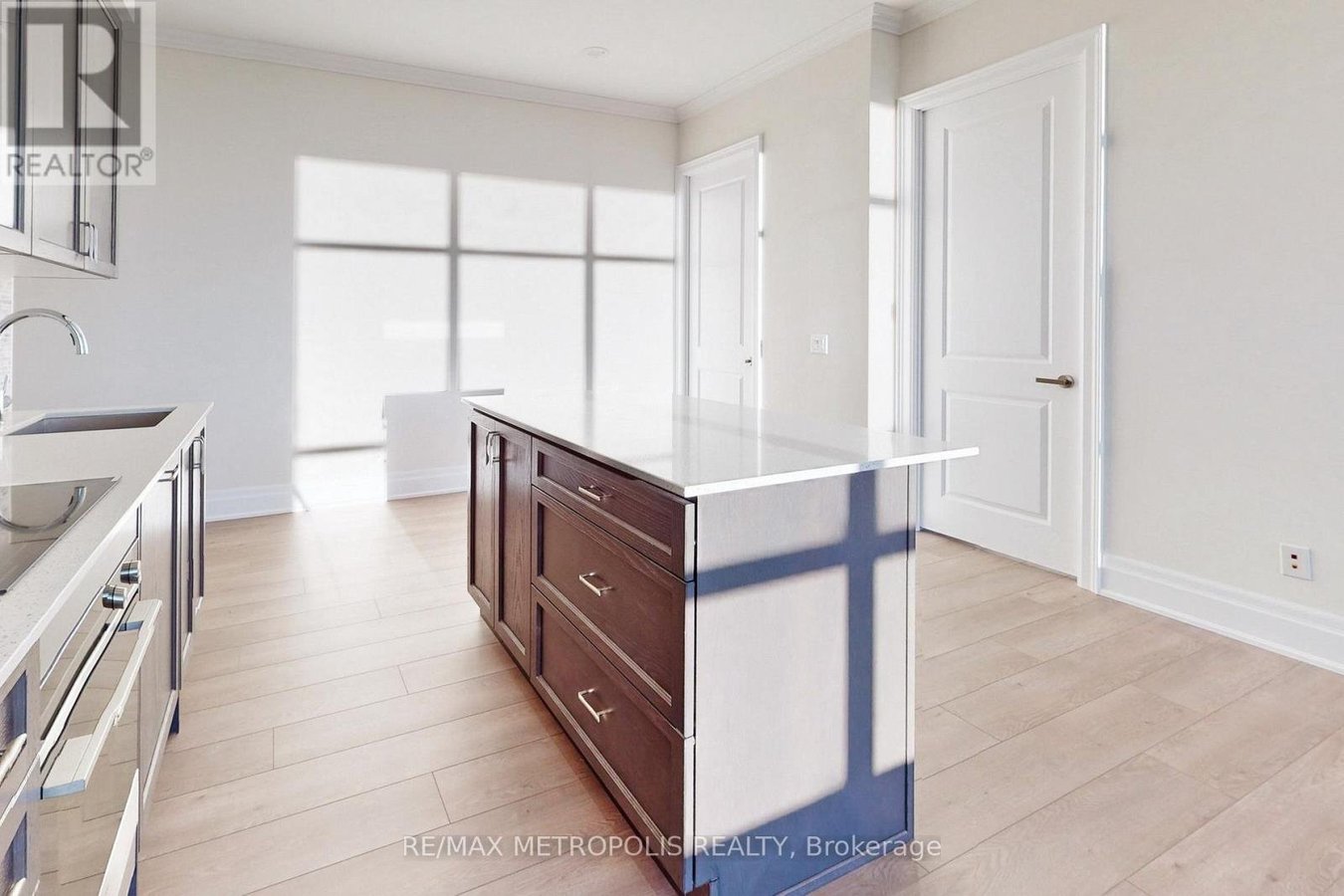 PH08 - 9075 JANE STREET - Photo 16