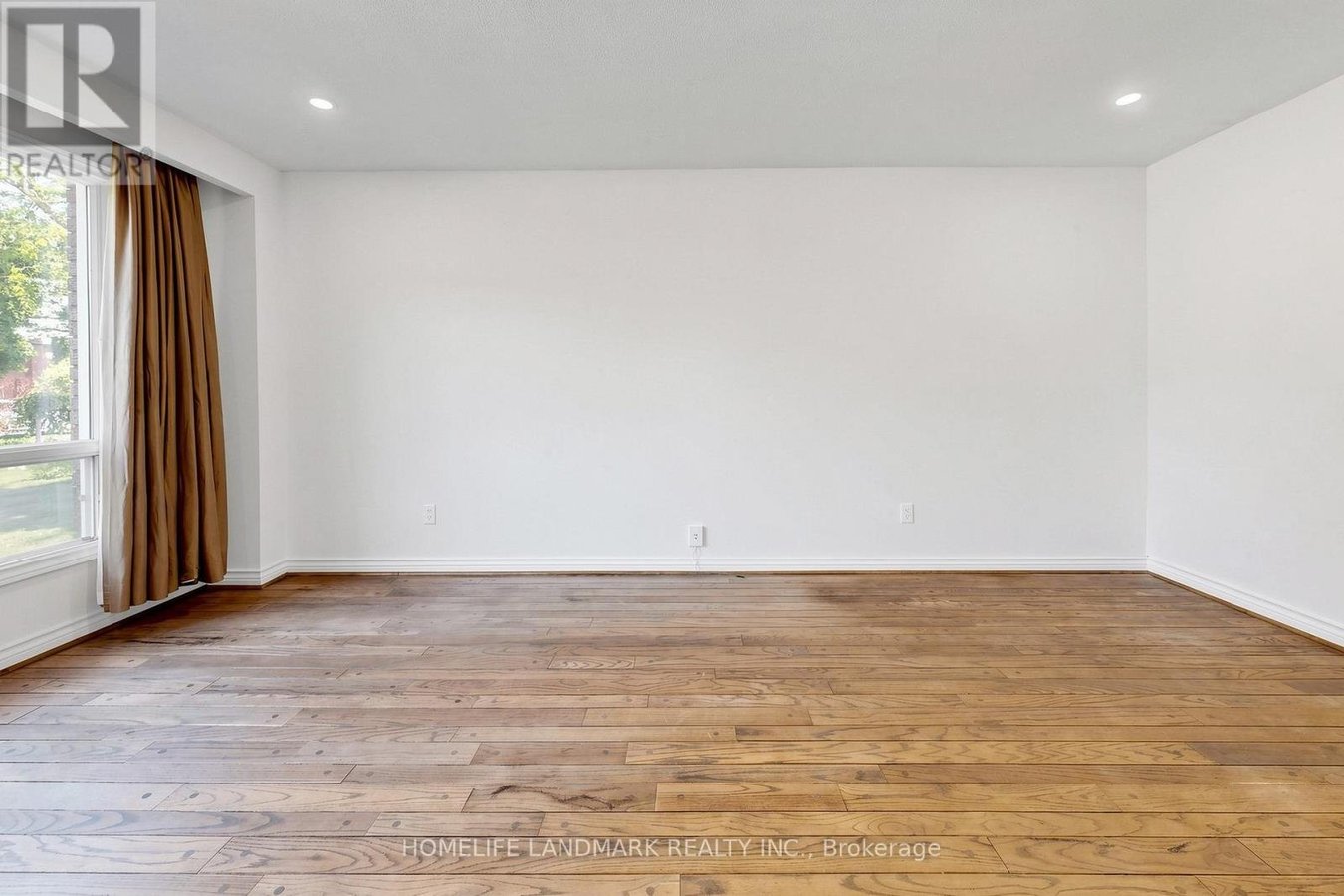 23 DORIAN PLACE - Photo 5