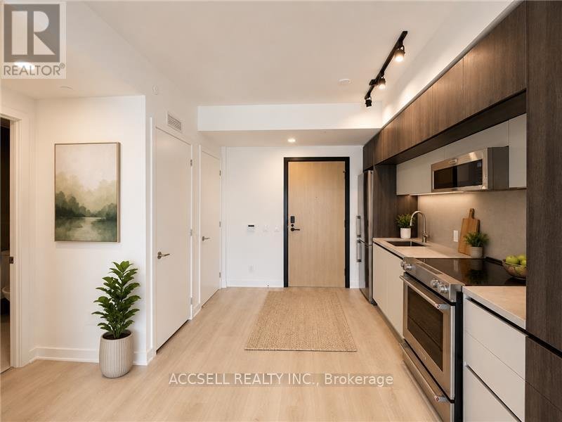 W2101 - 185 MILLWAY AVENUE - Photo 3