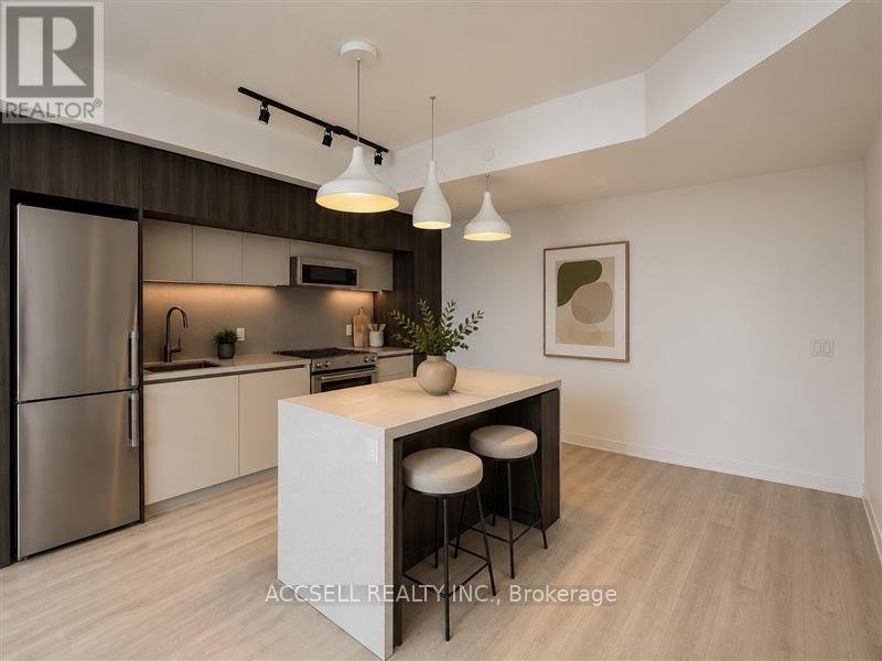W2509 - 185 MILLWAY AVENUE - Photo 3