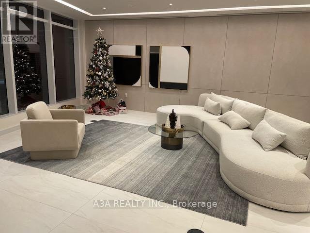 2401 - 50 UPPER MALL WAY - Photo 5