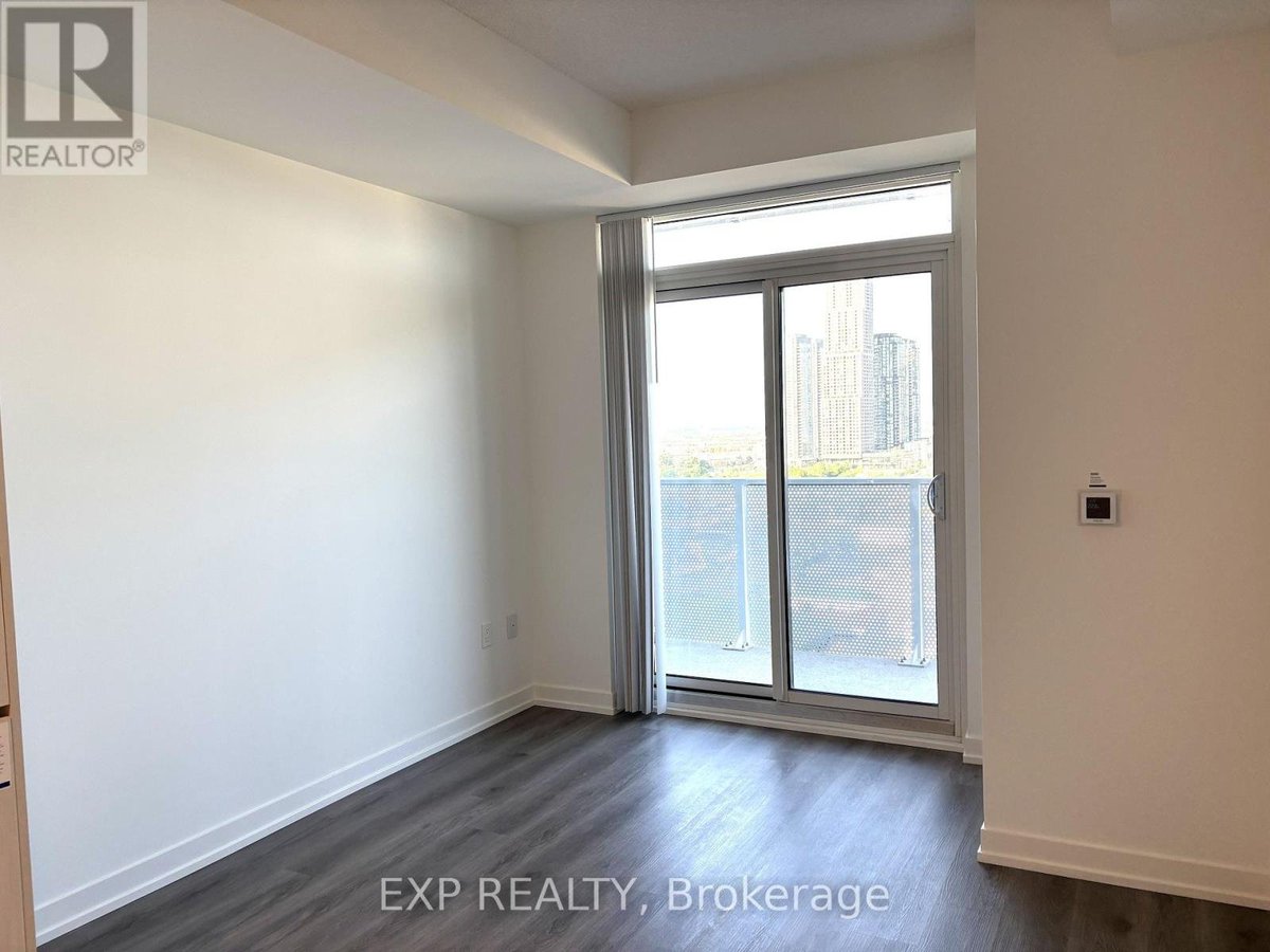 1809 - 28 INTERCHANGE WAY - Photo 9