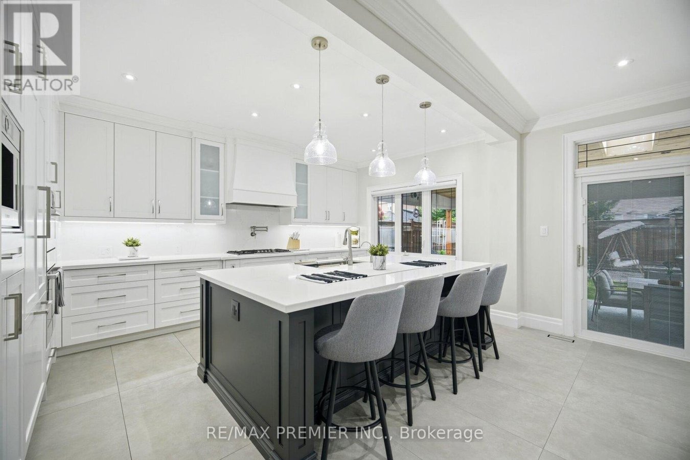 MAIN & SECOND FLOOR - 25 ANDREW HILL DRIVE - Photo 8