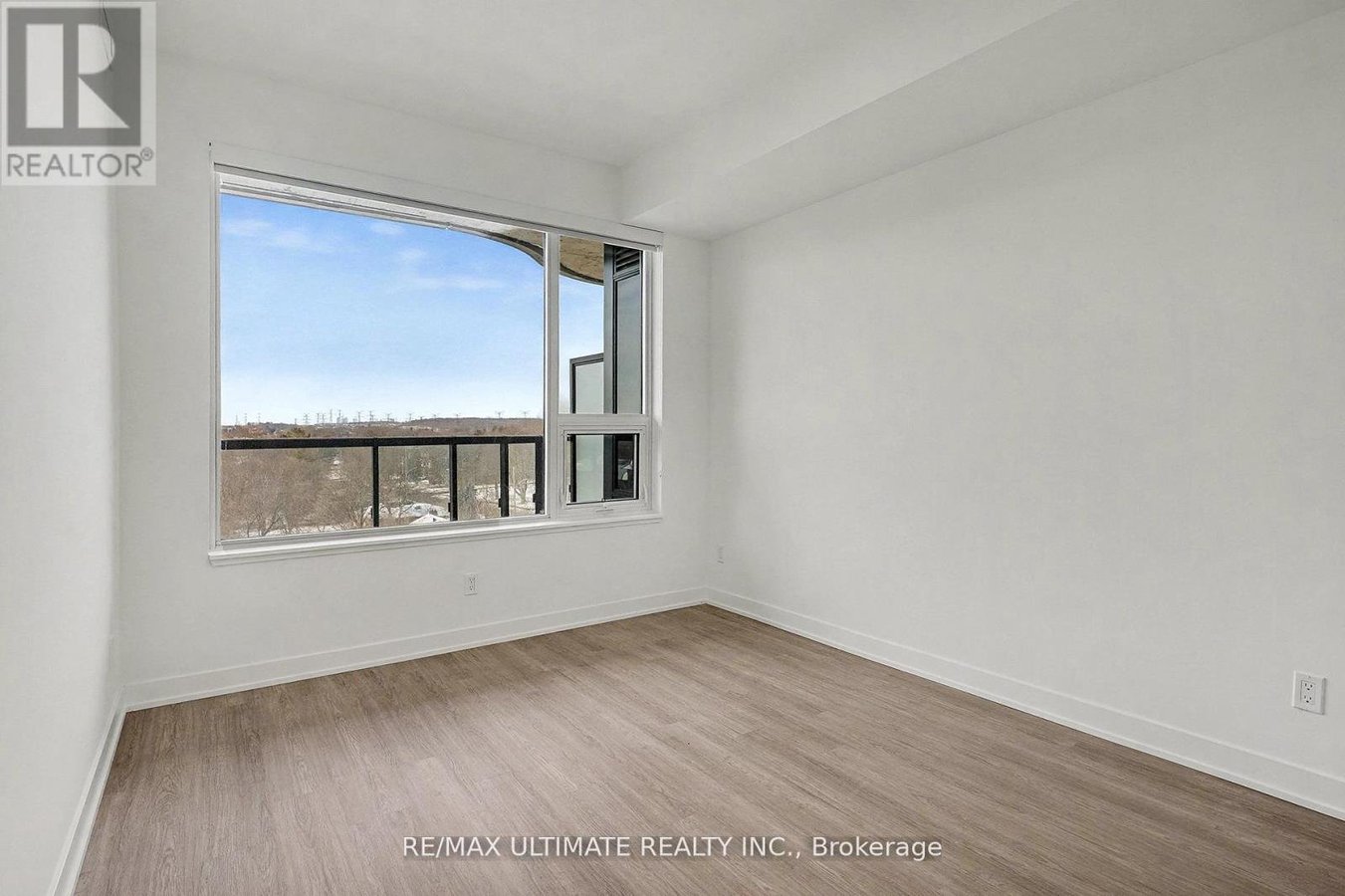 727 - 8188 YONGE STREET - Photo 3