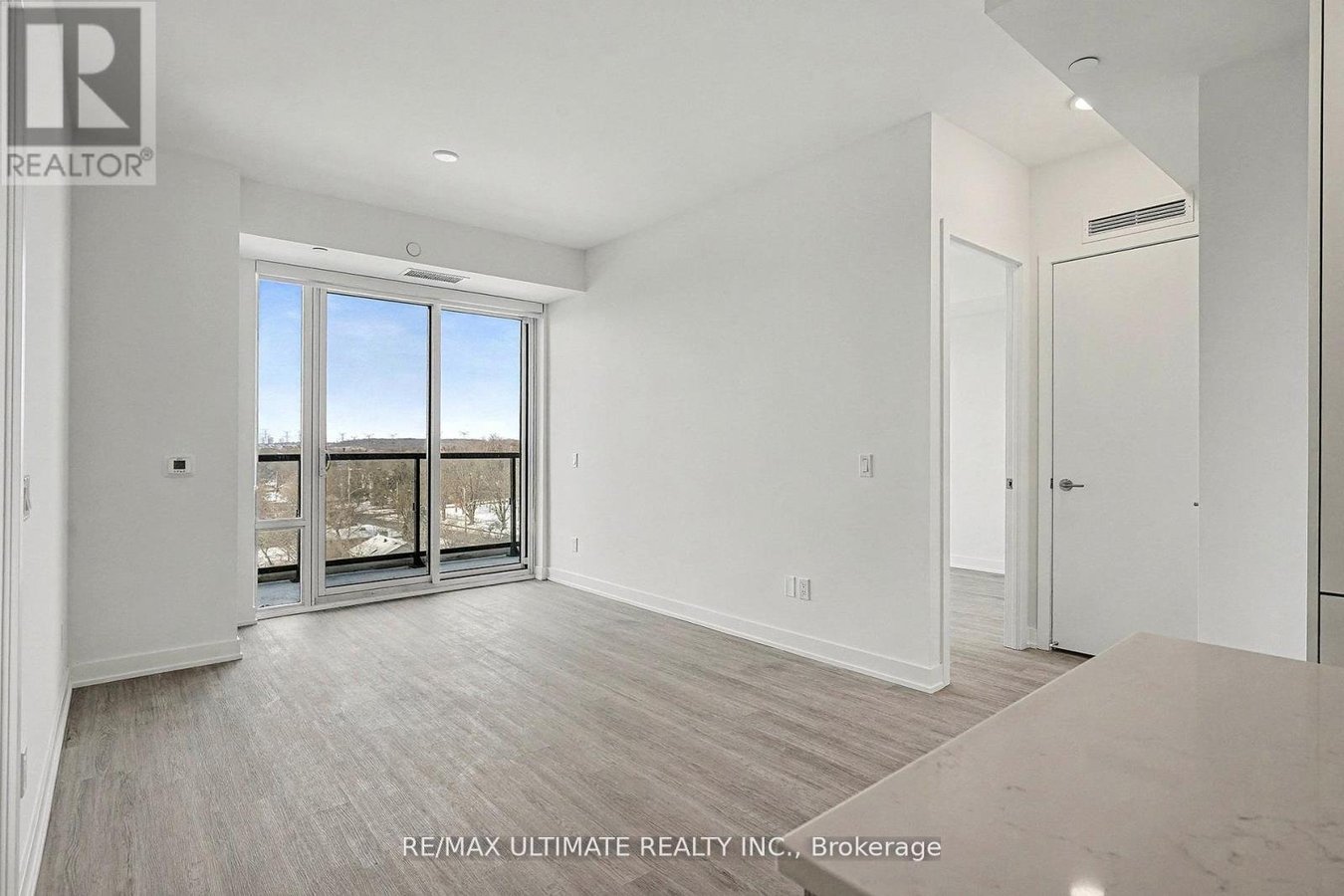 727 - 8188 YONGE STREET - Photo 5
