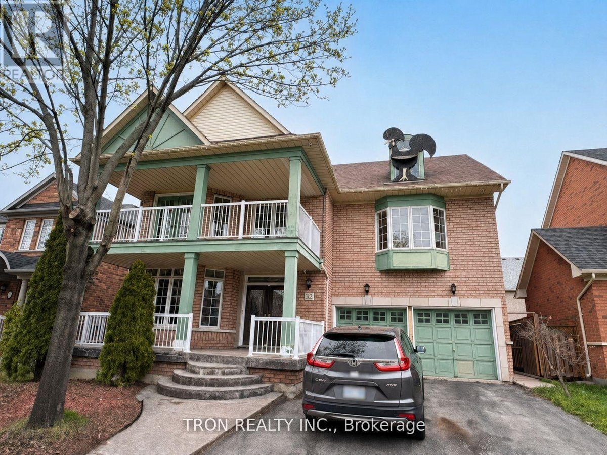 32 ARUNDEL DRIVE - Photo 1