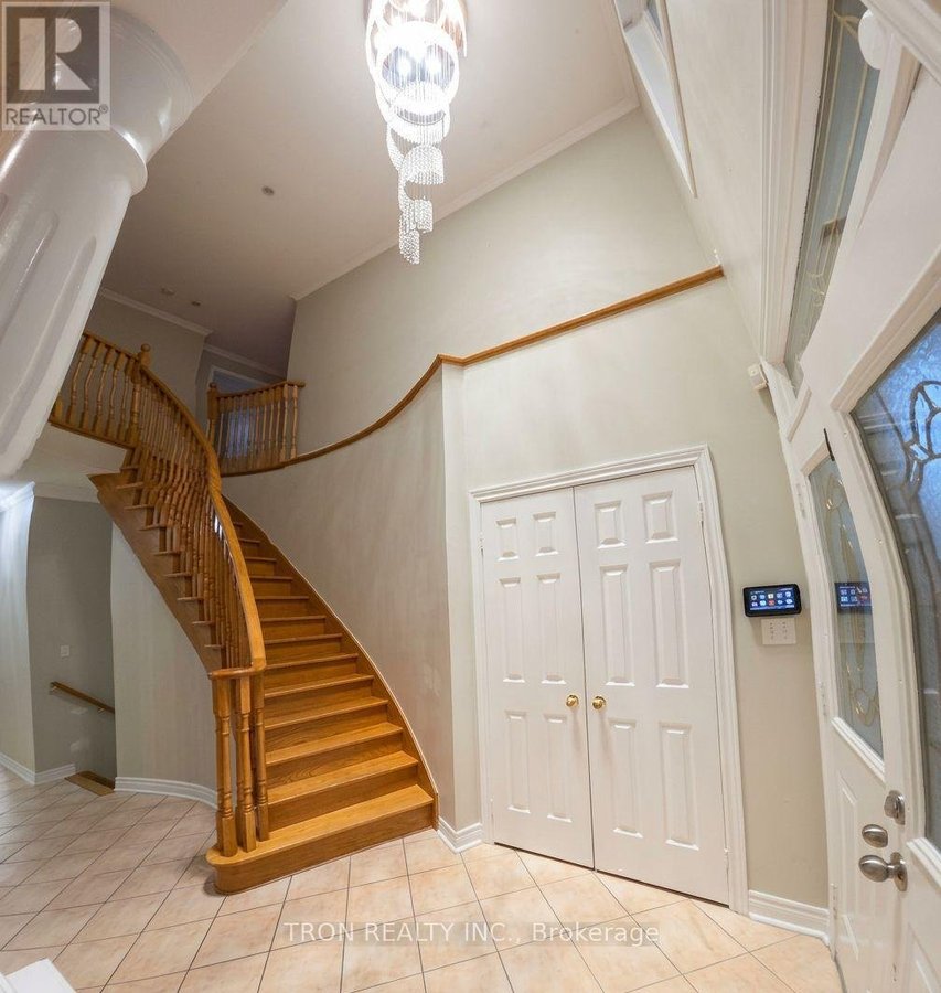 32 ARUNDEL DRIVE - Photo 3