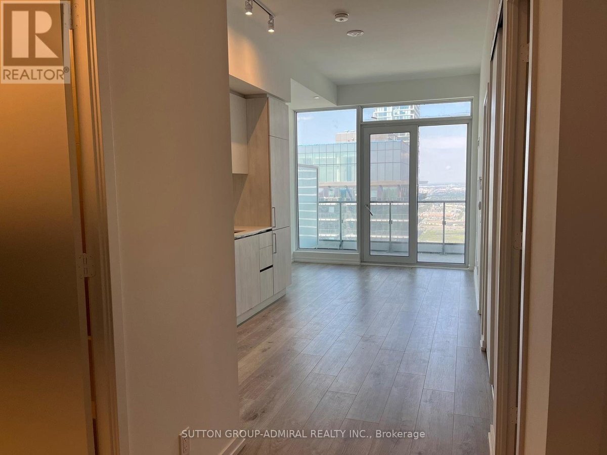 4005 - 7890 JANE STREET - Photo 2