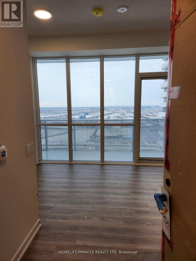 3212 - 195 COMMERCE STREET - Photo 2