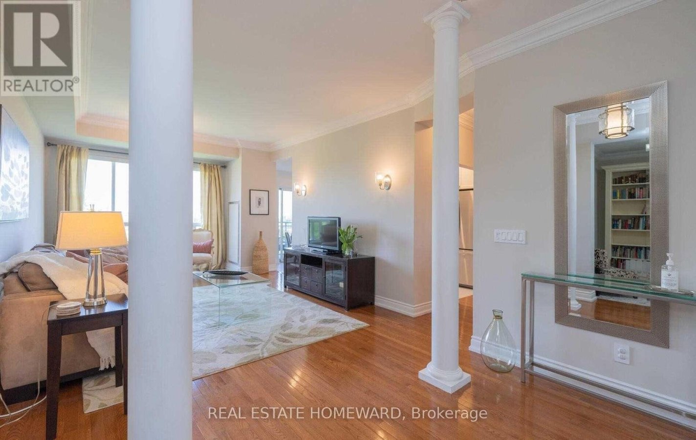 712 - 1 MAISON PARC COURT - Photo 4