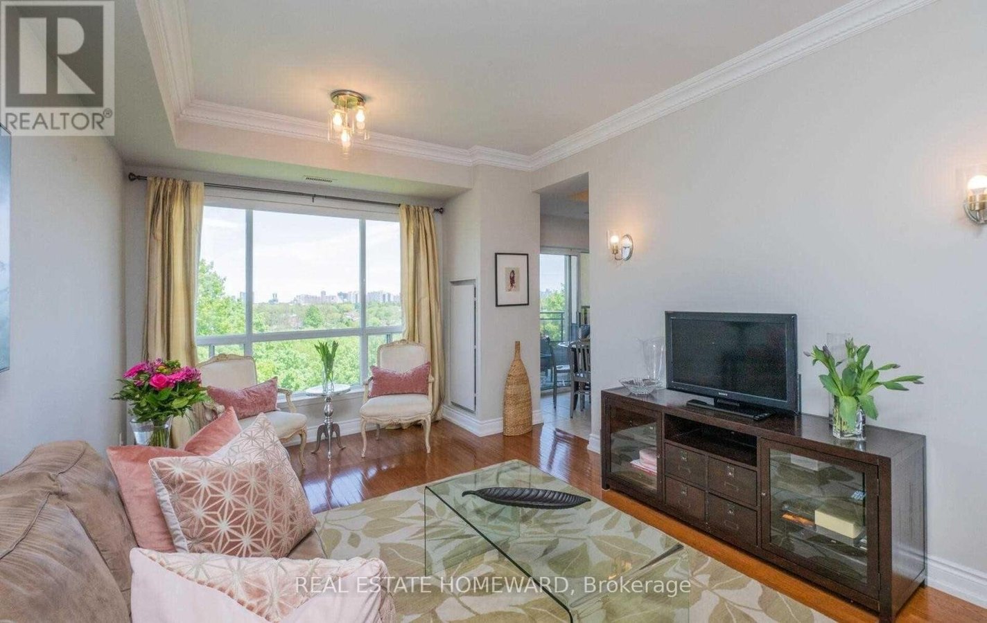 712 - 1 MAISON PARC COURT - Photo 6