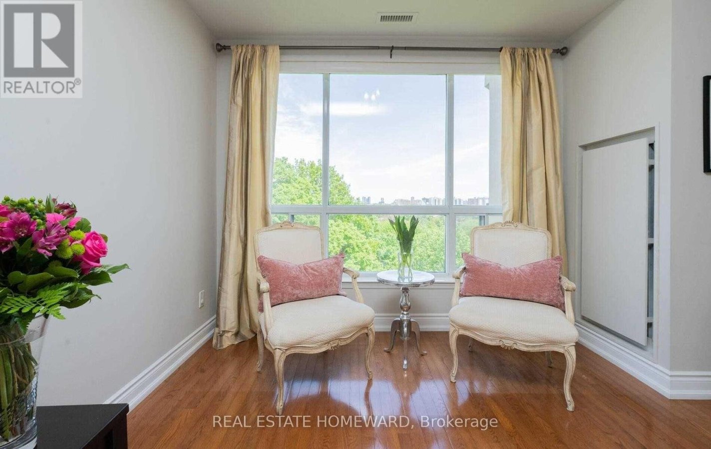 712 - 1 MAISON PARC COURT - Photo 7