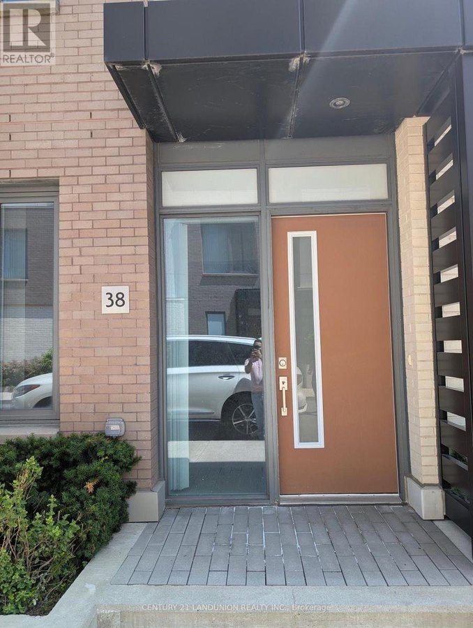 38 - 1050 PORTAGE PARKWAY - Photo 5