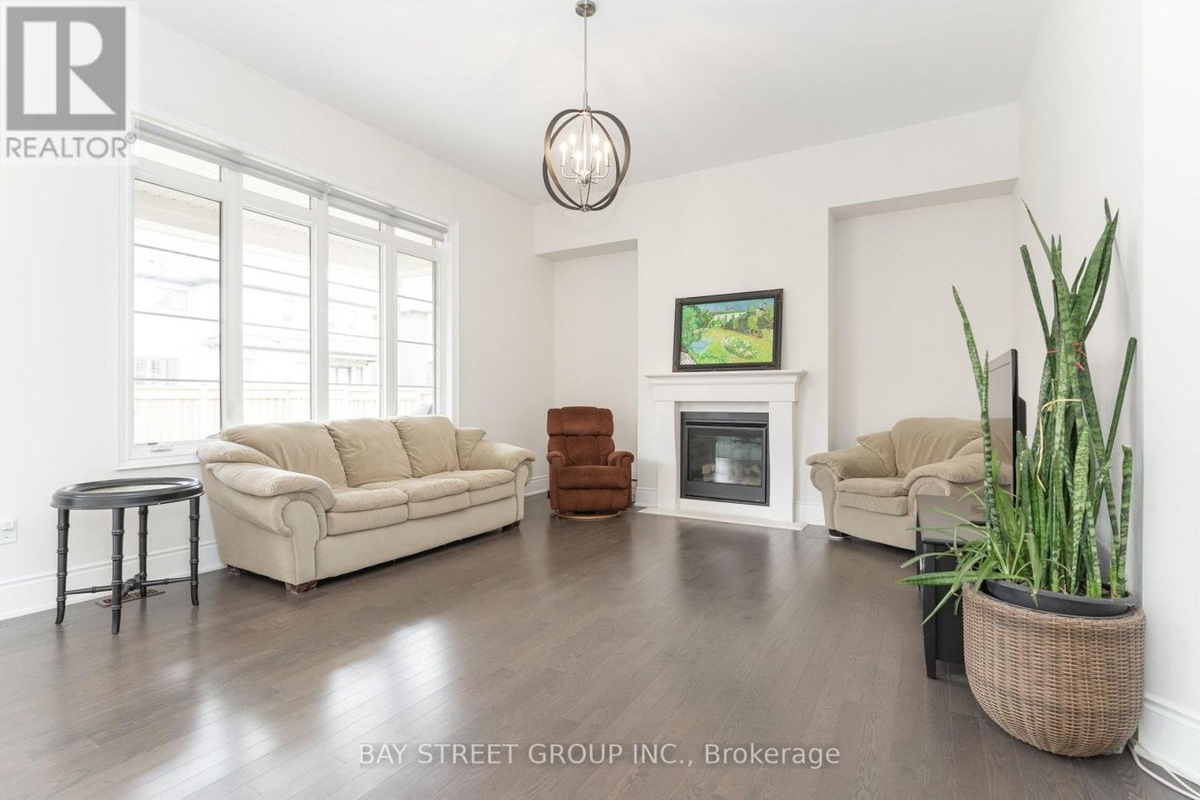 67 NAVE STREET - Photo 8