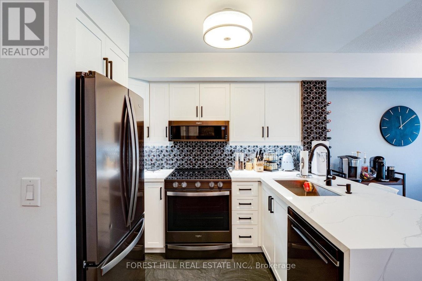 214 - 30 NORTH PARK ROAD - Photo 8