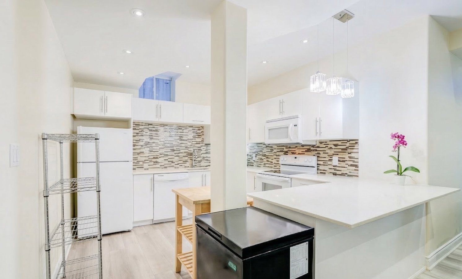 161 Vanda Drive - Photo 4