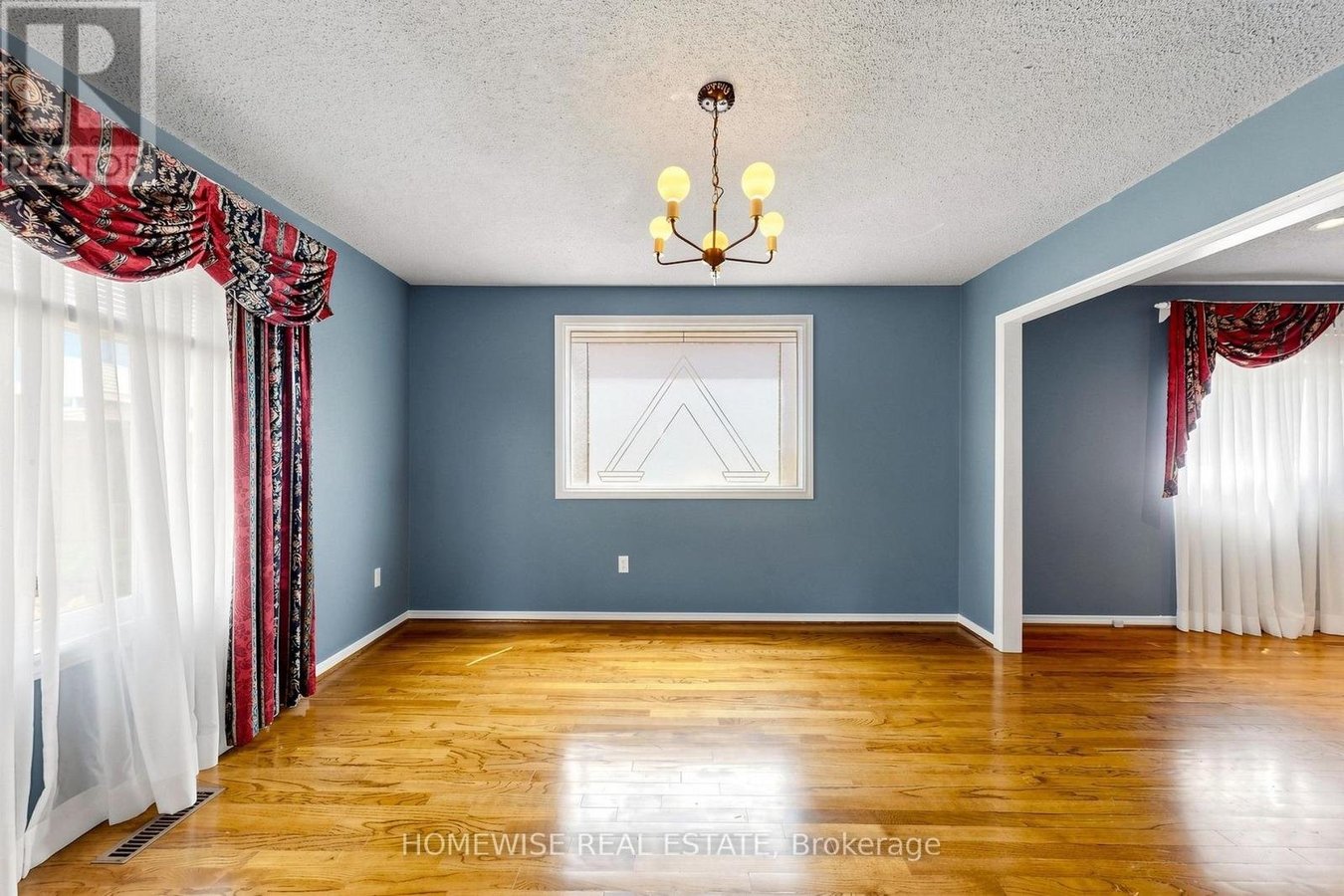11 BRIARCLIFFE CRESCENT - Photo 2