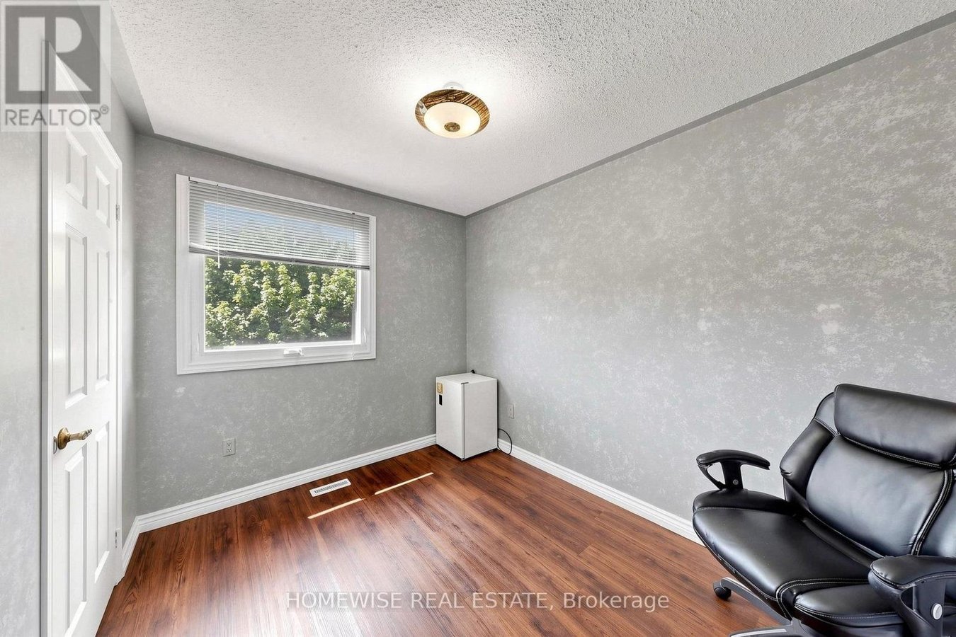11 BRIARCLIFFE CRESCENT - Photo 32