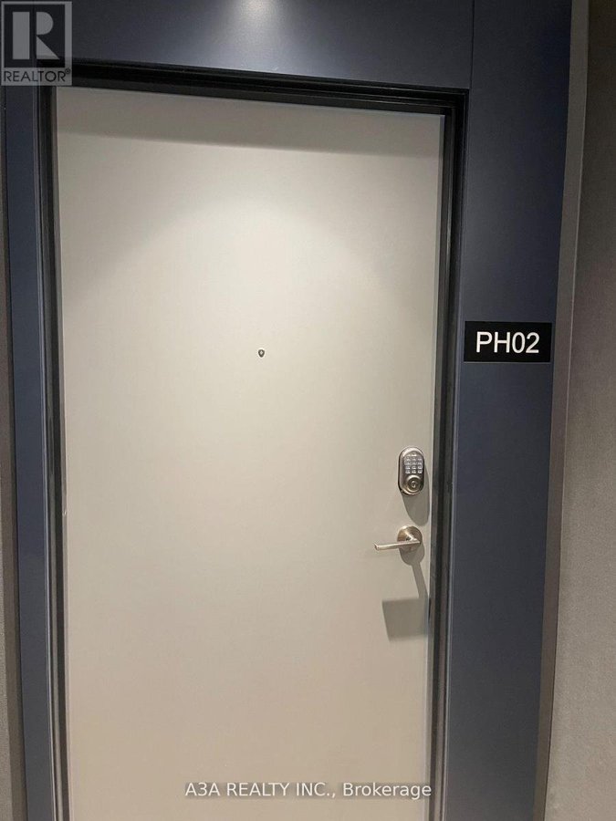 PH-02 - 50 UPPER MALL WAY - Photo 21