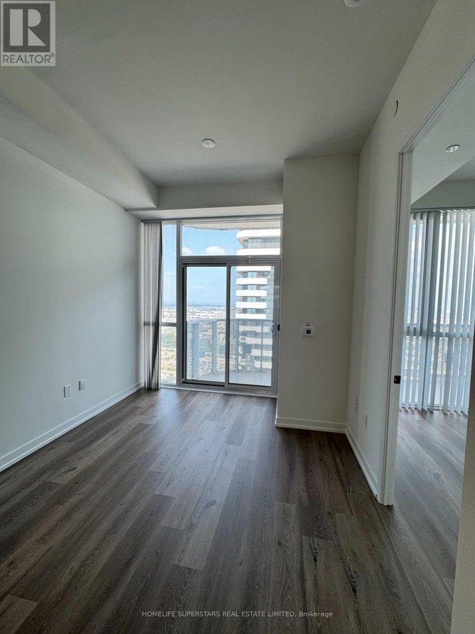 5815 - 225 COMMERCE STREET - Photo 21